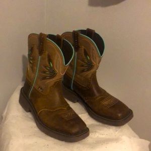 Cowgirl Boots by Justin